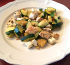 Kip met courgette en feta